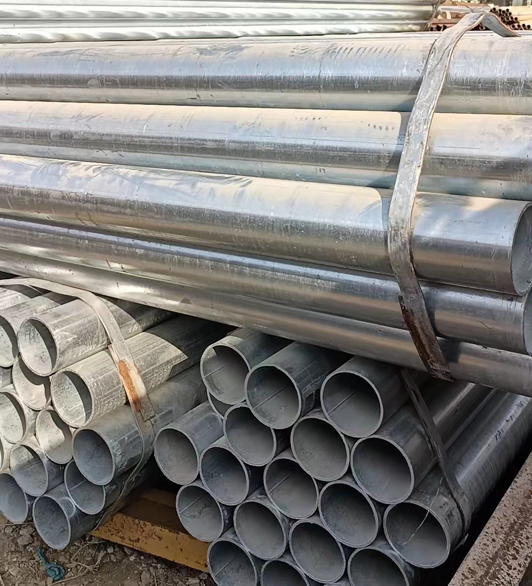 河南郑州玄道钢材回收公司：钢板。无缝钢管。消防管。郑州成品钢材回收