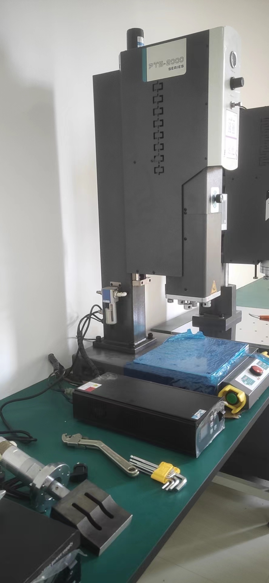 超声波塑焊机 生产厂家 品质严控 可以定制 数字电路 触屏调试 科之曼 广西塑焊机