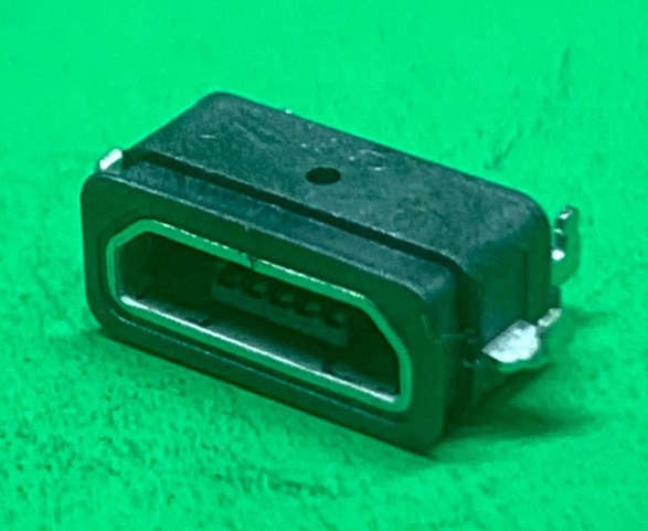 带支架 特殊款MICRO 5P USB母座 防水型MICRO连接器 安卓V8插座