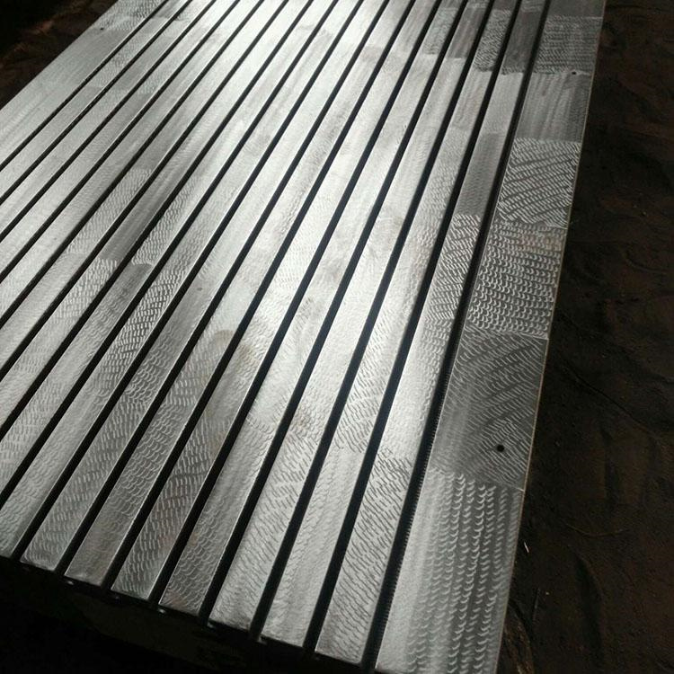 河北北重焊接平台 HT200高精度耐磨铸铁焊接平台 装配铸铁平台 价格合理图片