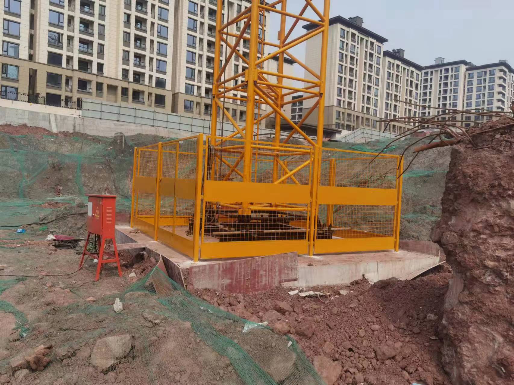 重庆市塔吊防护厂家拼装式塔吊围栏 建筑工地塔吊防护栏组装式可移动施工塔吊护栏