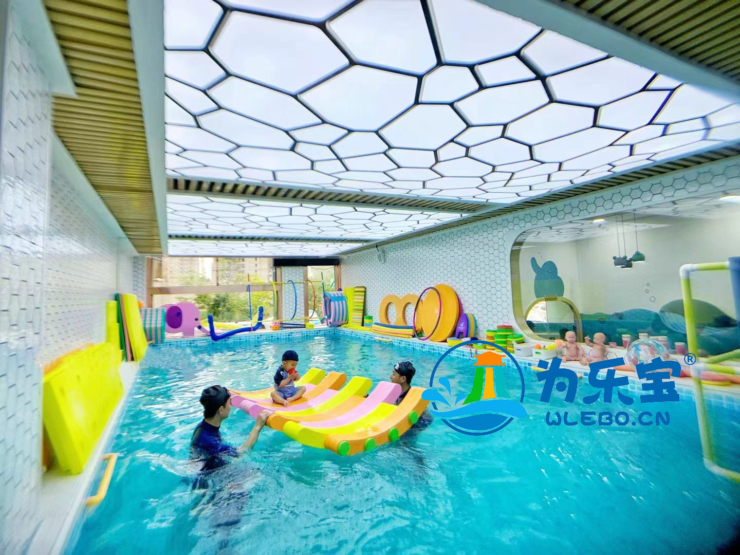 山东青岛钢结构游泳池拼装游泳池定制安装厂家为乐宝