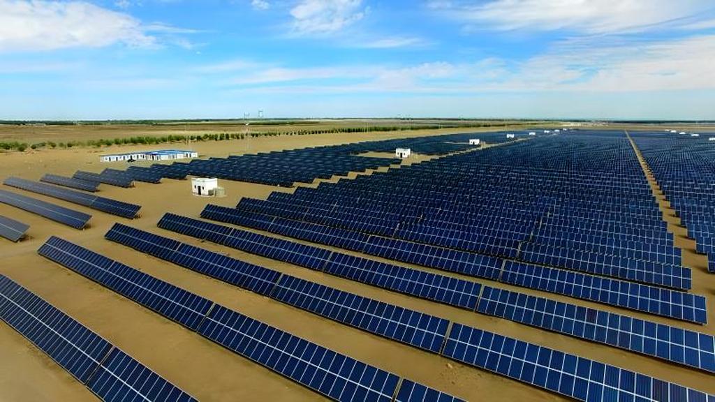 新疆沙漠光伏发电报价-施工方案