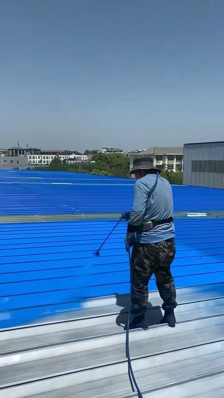 天津市彩钢瓦翻新喷漆施工厂家