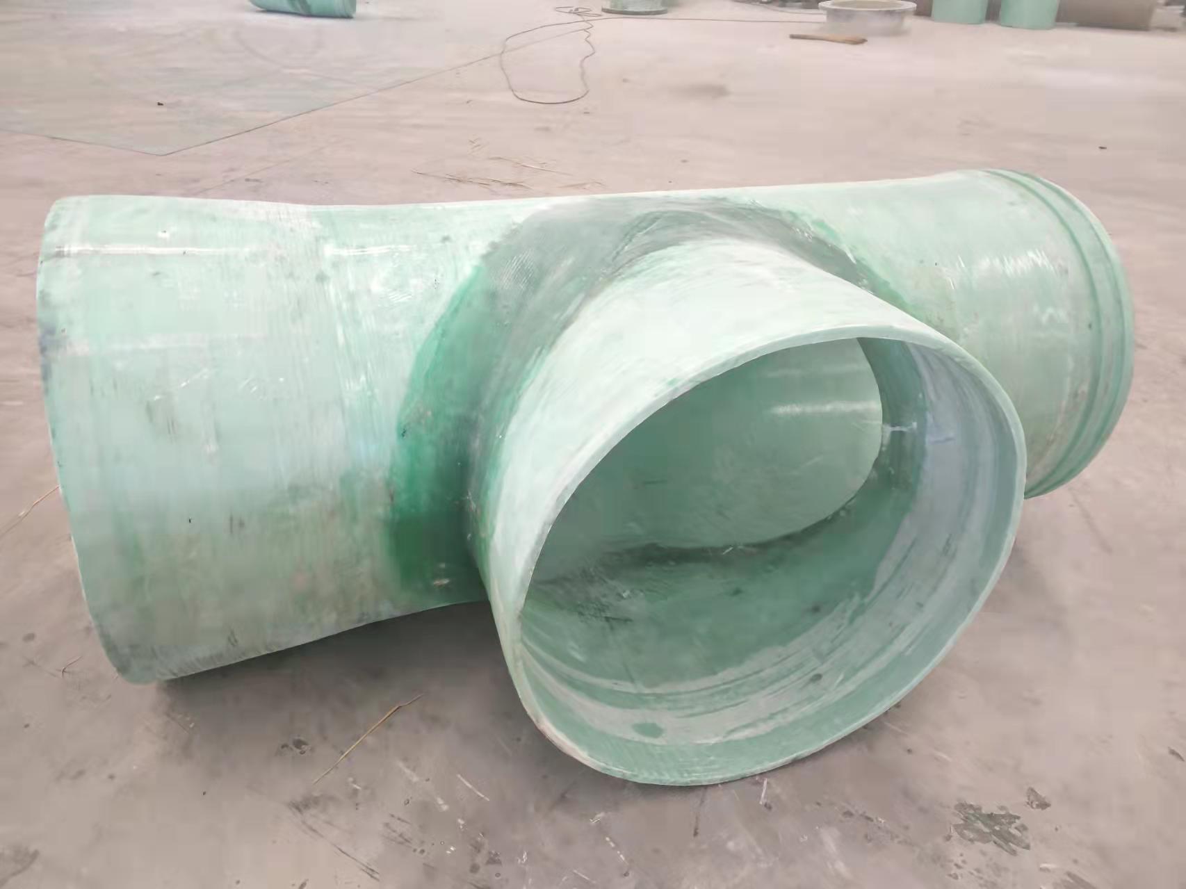 新疆玻璃钢弯头 管道连接转向管件 除臭设备配件厂家 耐腐蚀高强度