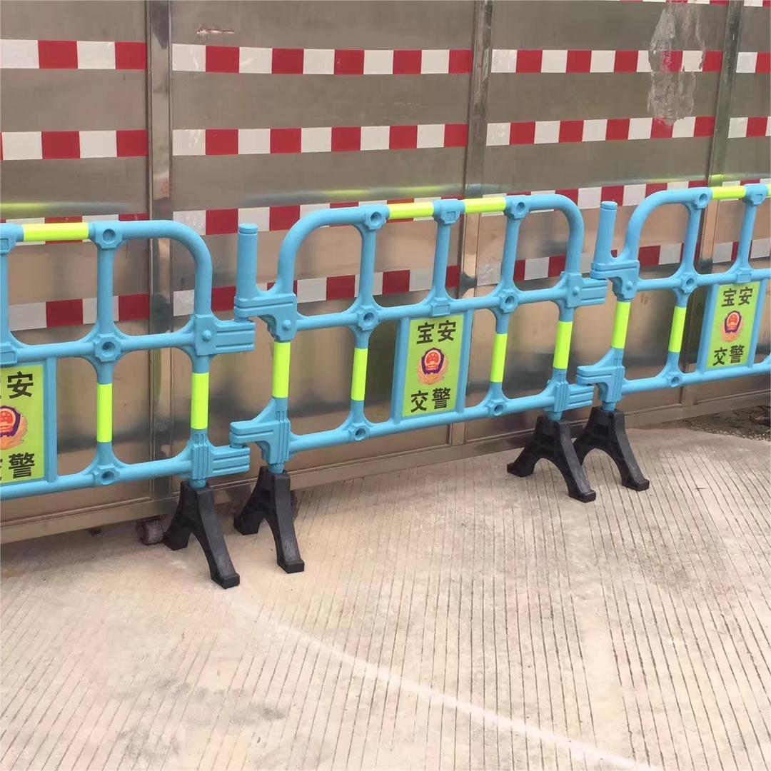 深圳驰路吹塑料网围栏安全隔离临时厂家-批发